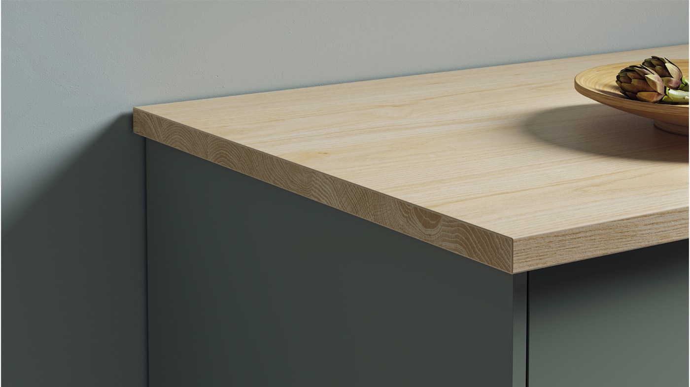 Créer votre cuisine équipée : découvrez les solutions Ikea pour un plan de travail sur mesure bois ou stratifié !
