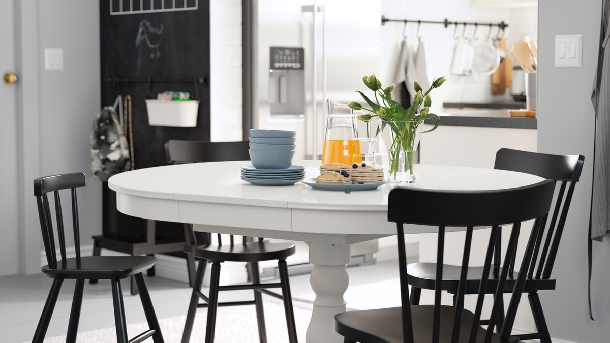 Arbejdskraft At deaktivere Børnecenter Spiseborde med udtræk - Få mere plads rundt om bordet - IKEA